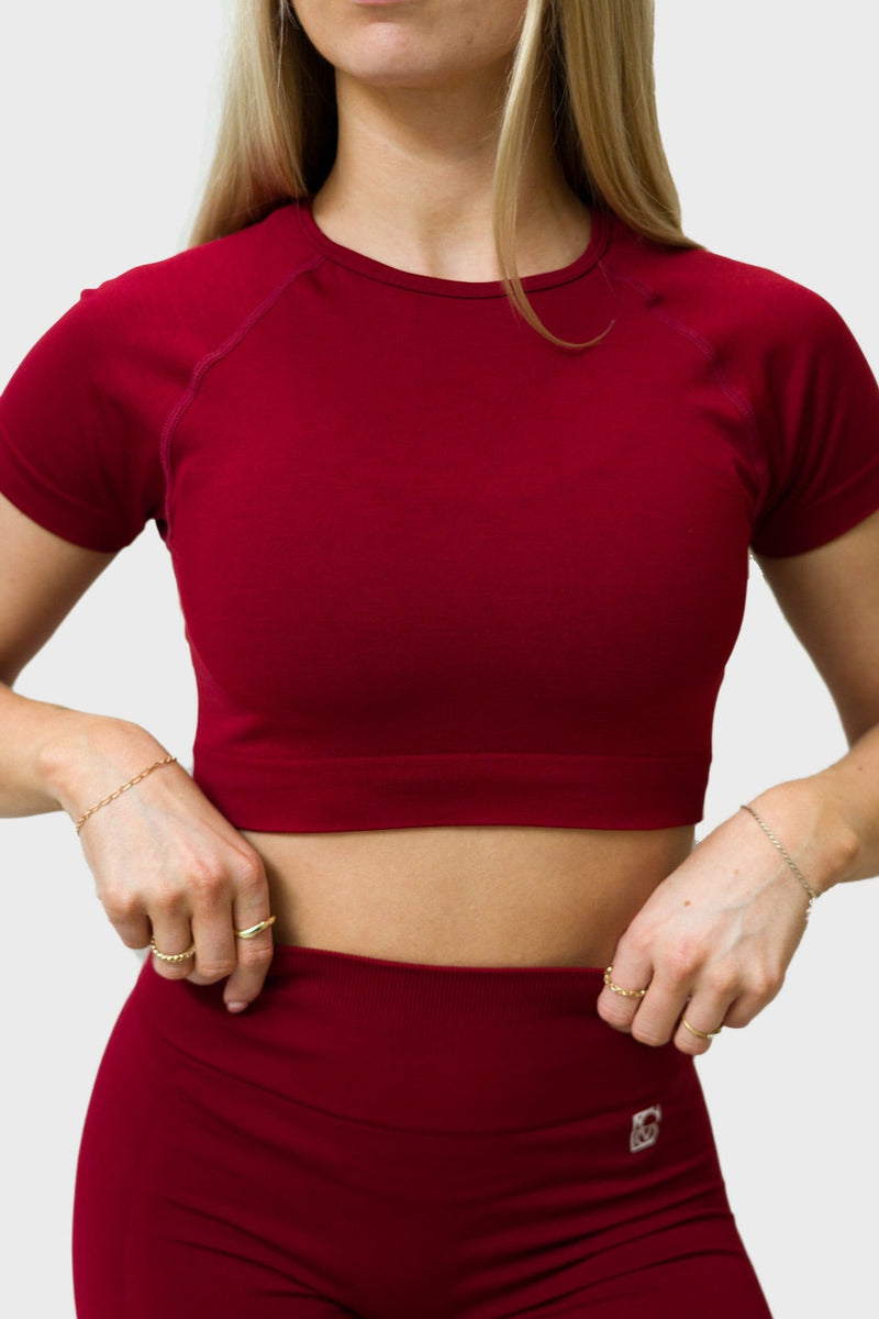 Power Seamless Cropped Top - Ruby Red
