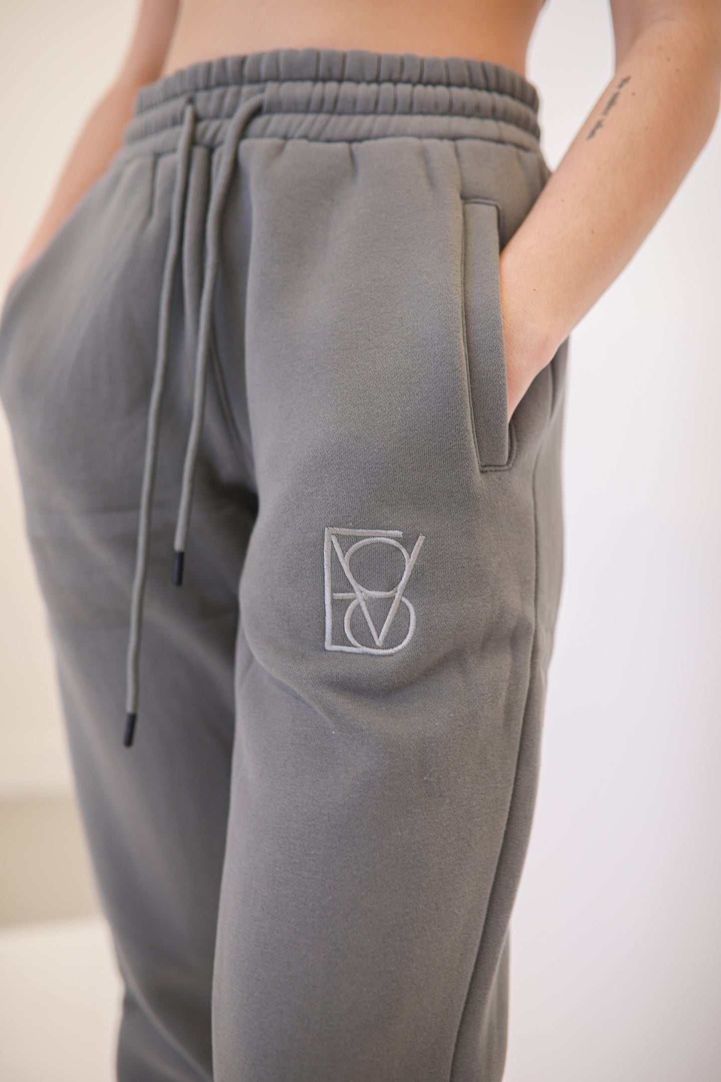 Classic Lounge Sweat Pant- Slate